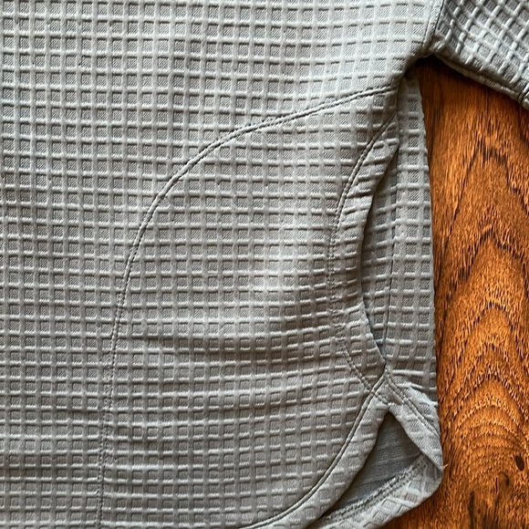 Max Studio blue waffle knit top. Size medium - Picture 6 of 8